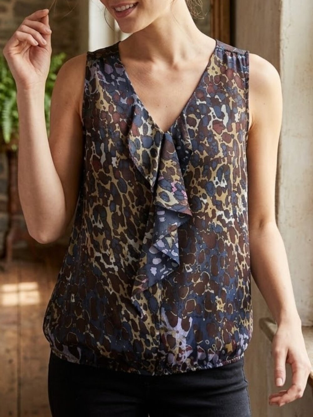 Ann Taylor Loft Women's Size XS Blouse Top Sleeveless Blue Brown Ruffle Sheer